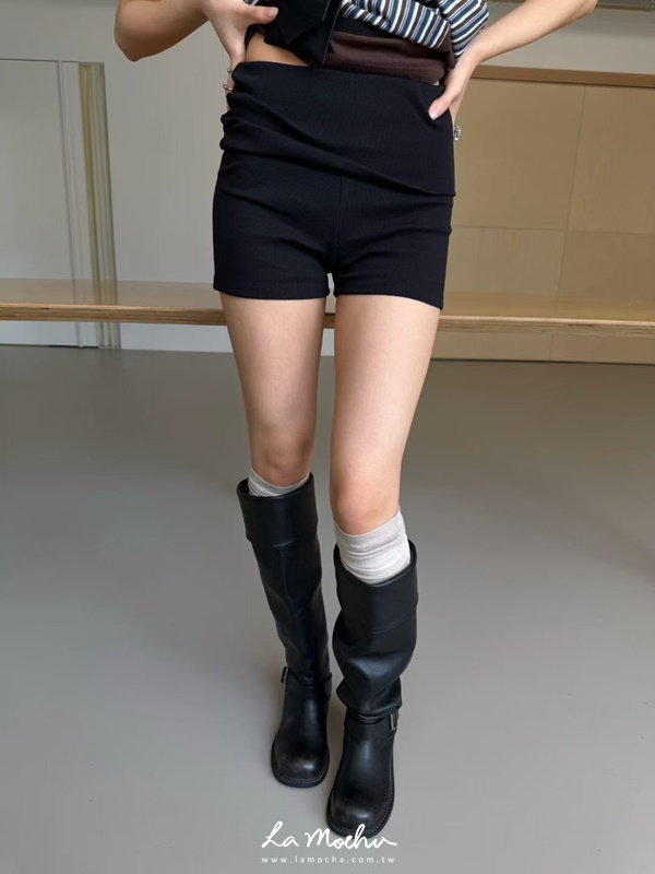 超顯瘦反摺腰頭針織短褲